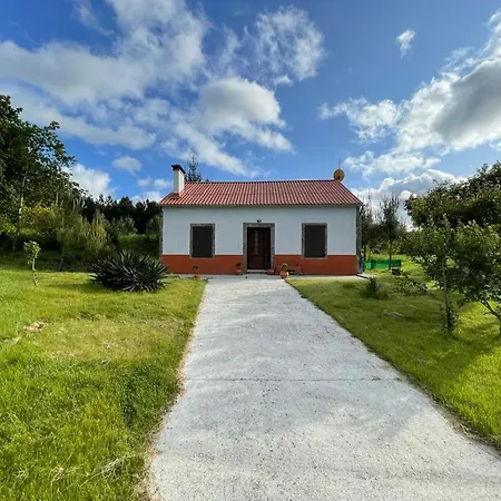 Casa, Al Lado De Las Playas
